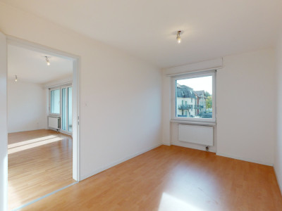 Sanierte und lichtdurchflutete 4.5-Zimmer-Stadtwohnung image 10