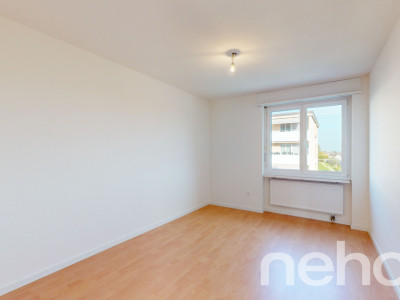 Sanierte und lichtdurchflutete 4.5-Zimmer-Stadtwohnung image 11