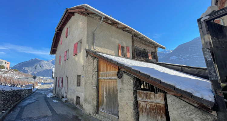 Ollon - Immeuble Historique avec Granges à Rénover image 3