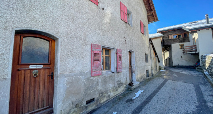 Ollon - Immeuble Historique avec Granges à Rénover image 4