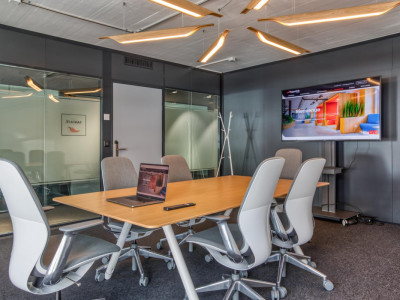 Bureaux privés ou partagés, tout équipés, co-working et salles de réunion image 7