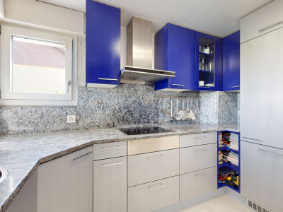 Schönes Eckhaus mit ausgebautem Dachstock und grossem Garten image 6