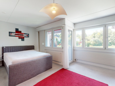 Schönes Eckhaus mit ausgebautem Dachstock und grossem Garten image 7