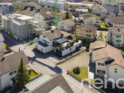 Einfamilienhaus mit 2 Einliegerwohnungen an ruhiger Lage in Brunnen image 2