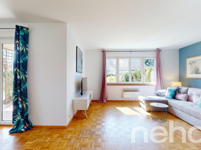 Pour une famille! Grande Maison mitoyenne dans un quartier paisible image 6