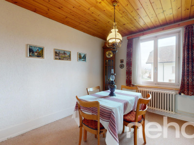 Charmantes 2-Familienhaus mit riesigem Garten sucht neue Besitzer! image 2