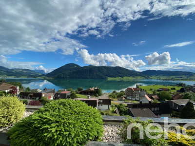 Exklusives Terrassenhaus mit atemberaubendem Seeblick image 2