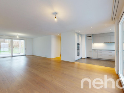 Hochwertige, lichtdurchflutete Eigentumswohnung mit zwei Balkonen image 5