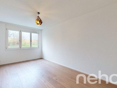 Hochwertige, lichtdurchflutete Eigentumswohnung mit zwei Balkonen image 9