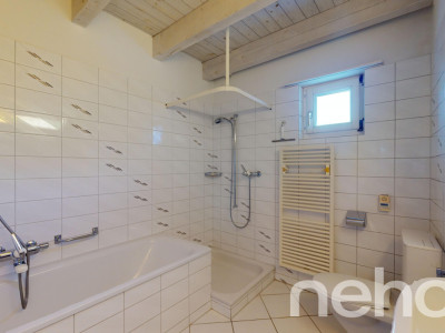 Gemütliche 3.5 Zimmer Dachgeschosswohnung in Ueken image 2