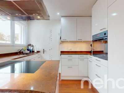 Moderne Doppelhaushälfte in Wohlen image 2