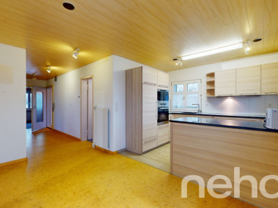 7-Zimmer-Einfamilienhaus mit Einliegerwohnung an bevorzugter Wohnlage image 4