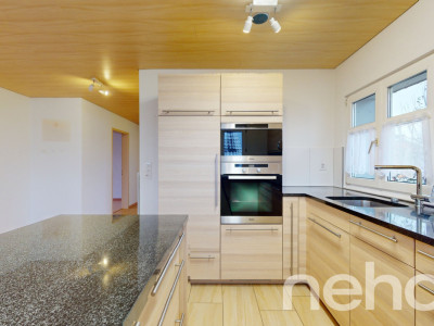 7-Zimmer-Einfamilienhaus mit Einliegerwohnung an bevorzugter Wohnlage image 6