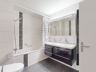 Moderne 4.5-Zimmer-Wohnung mit Panoramablick in Luzern image 11