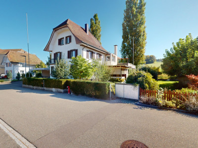 Idyllisches Einfamilienhaus mit Ausbaupotenzial in sonniger Lage image 2