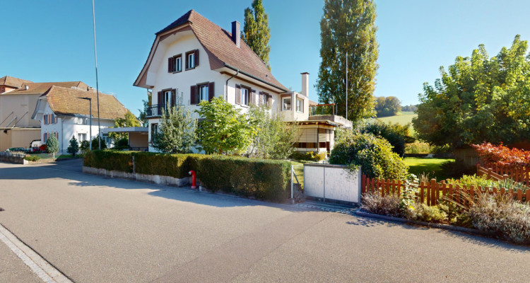Idyllisches Einfamilienhaus mit Ausbaupotenzial in sonniger Lage image 2