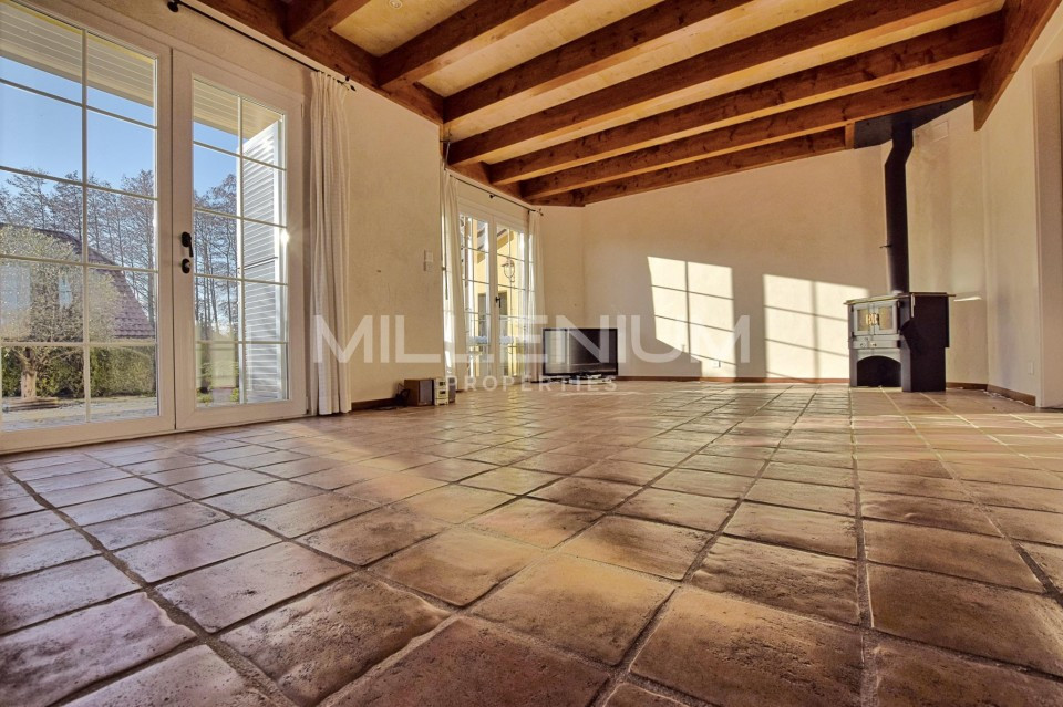 Maison avec piscine proche du Lac 6 pièces 170 m2 à Founex