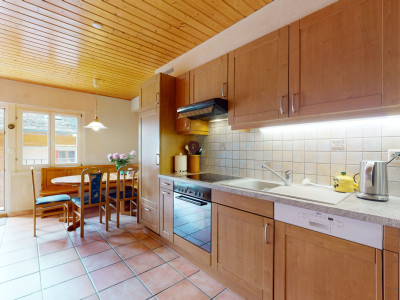 Potentiel de créer 2 appartements dans  cette belle maison villageoise image 8