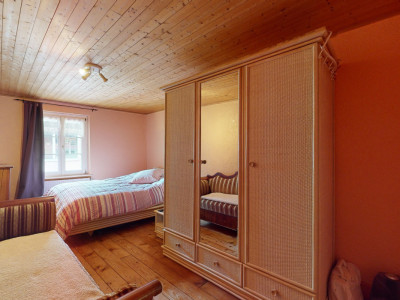 Potentiel de créer 2 appartements dans  cette belle maison villageoise image 10