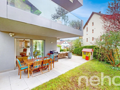 Hochwertige 5.5-Zimmer-Maisonette-Gartenwohnung image 2