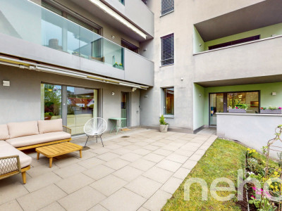 Hochwertige 5.5-Zimmer-Maisonette-Gartenwohnung image 3