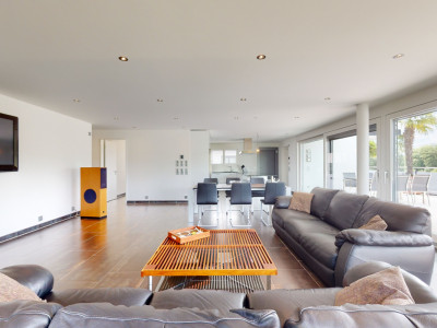 4.5-Zimmer-Terrassenwohnung an Toplage image 2