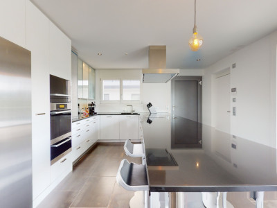 4.5-Zimmer-Terrassenwohnung an Toplage image 3