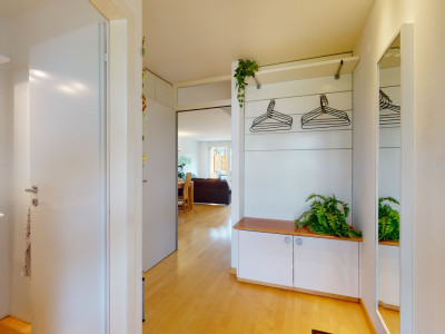 Charmante Dachresidenz: Komfortables Wohnen wie im Einfamilienhaus image 3