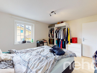 Charmant attique avec mezzanine et piscine en copropriété image 9