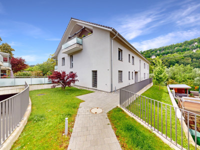 Lichtdurchflutete Dachwohnung mit zwei Balkonen image 12