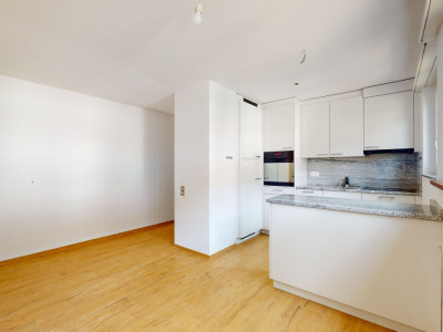 Hübsche Musterwohnung mit Balkon (Gebäude wird gerade renoviert) image 8