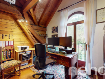 Entourée de verdure image 10