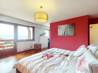 Magnifique villa avec vue panoramique sur le lac et les montagnes image 10