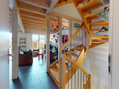 Charmante Doppelhaushälfte mit idyllischem Garten in Buchs image 6