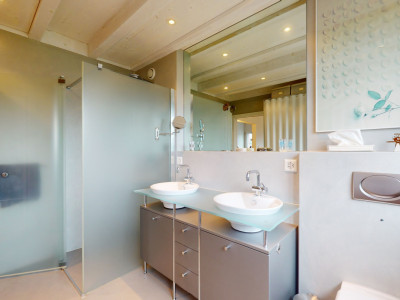 Charmante Doppelhaushälfte mit idyllischem Garten in Buchs image 11