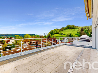 Grosszügige 3.5-Zimmer Terrassenwohnung mit Weitsicht image 4