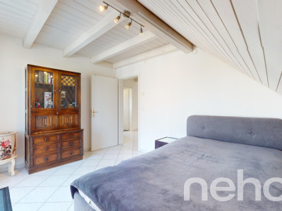 Sonnige Maisonette-Wohnung mit zwei Terrassen und Cheminée image 8