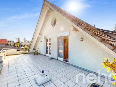 Sonnige Maisonette-Wohnung mit zwei Terrassen und Cheminée image 12