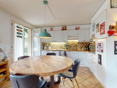 Charmante maison familiale au c?ur d?Etoy image 8