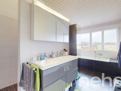 Maison familiale idéale dans un cadre verdoyant image 12