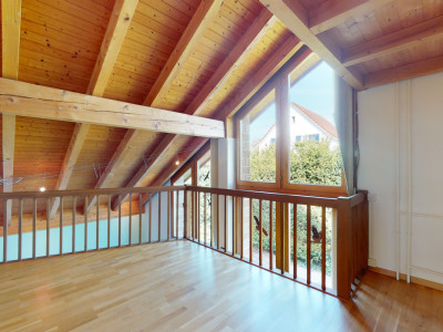 Geräumiges Einfamilienhaus mit Baulandreserve image 7