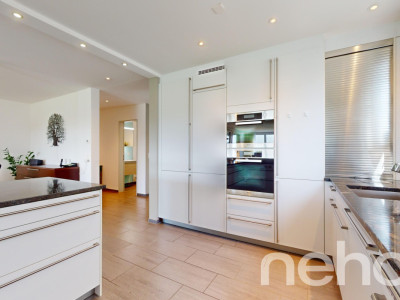 Schöne Terrassenwohnung im Gartengeschoss mit traumhafter Aussicht image 9