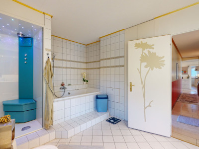 Einzigartiges Wohnen in erstklassiger Lage image 11