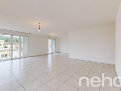 Charmante 4.5-Zimmer-Wohnung in Schlieren image 3