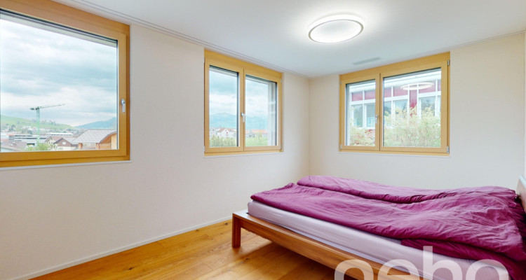 Moderne 5.5-Zimmer-Gartenwohnung an ruhiger Wohnlage image 11