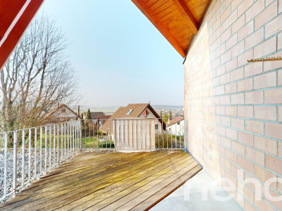 5.5-Zimmer Doppelhaushälfte mit fantastischer Aussicht image 12