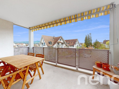 Helle 4.5-Zimmer-Wohnung mit Blick auf Bachtel und Allmen image 3