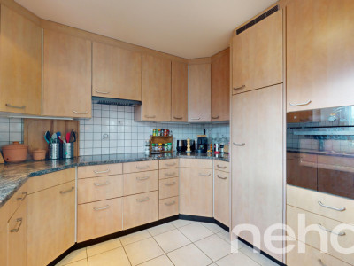 Helle 4.5-Zimmer-Wohnung mit Blick auf Bachtel und Allmen image 5