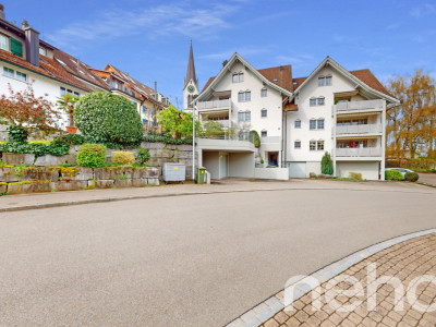 Helle 4.5-Zimmer-Wohnung mit Blick auf Bachtel und Allmen image 11