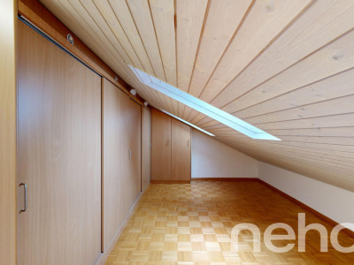 Geräumige Maisonette Wohnung mit Hobbyraum und zwei Garagenboxen image 11